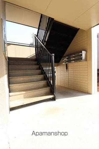 サンパレス薬円台の玄関写真