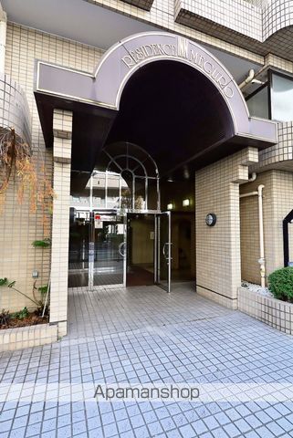 レジダンスイン・目黒の玄関写真