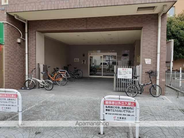 ブローテ本厚木の玄関写真