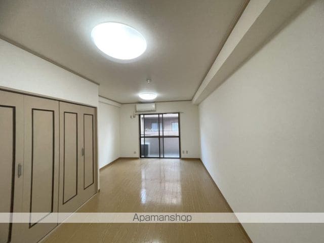 第5山県ビルの内装写真