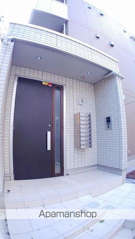 サニークレストの玄関写真