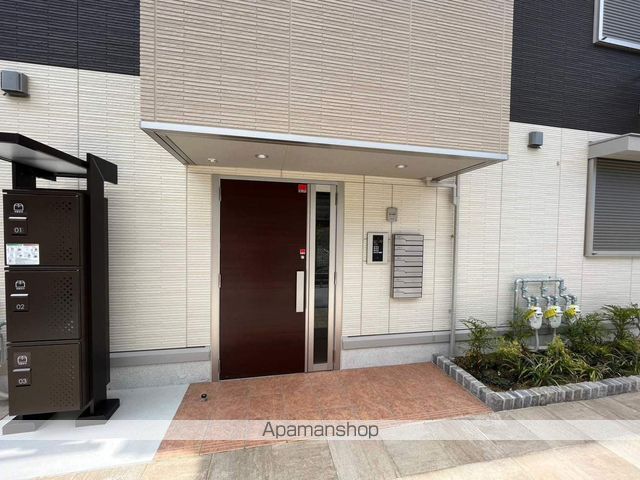 DーROOM YOUの玄関写真