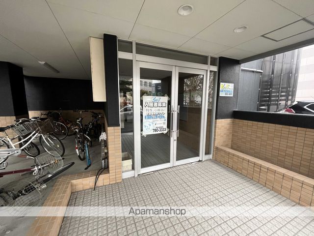 イルニードマンションの玄関写真