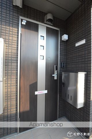 プレジールの玄関写真