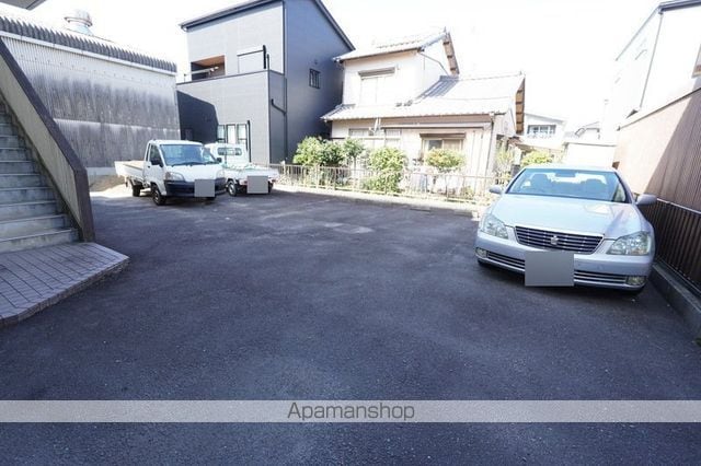 メゾン春日の玄関写真