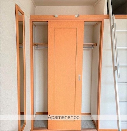 レオパレスベルフローラⅠ[1K/19.87m2]の収納