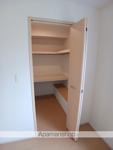 メゾン ド ルミエール IIの内装写真