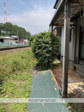 事務所兼店舗住宅[4DK/159.37m2]の内装1