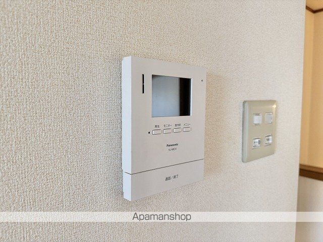 ニュークレストール上野山の内装写真