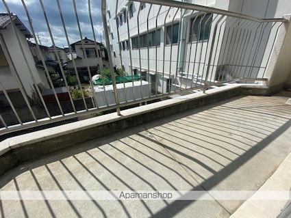 ラ・トゥール屋島百石[2DK/52.92m2]のバルコニー