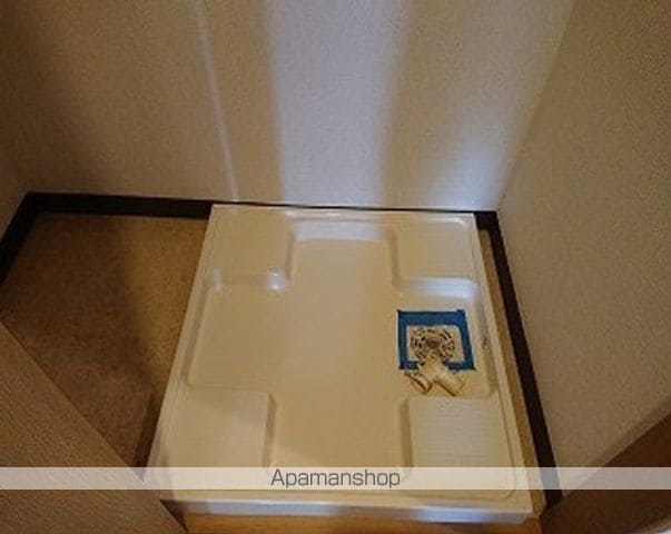 AZURE ESAKAの内装写真
