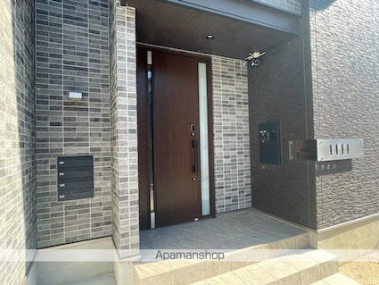 Ｃａｓａ　Ｆｌｏｒｅｓｔａ[1LDK/37.24m2]のエントランス