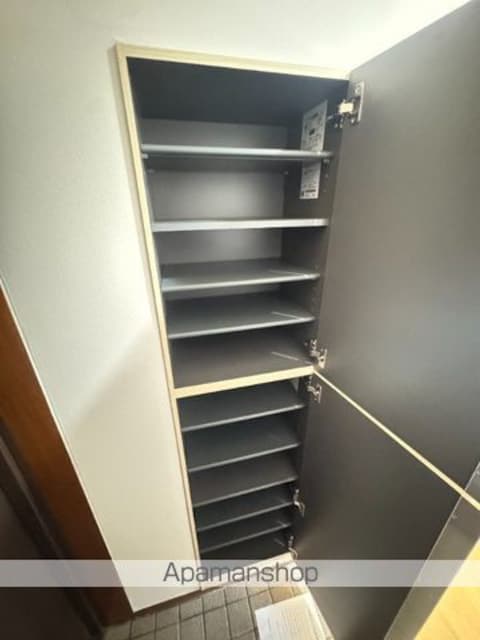 東京都立川市富士見町２丁目[2LDK/46.44m2]の内装1