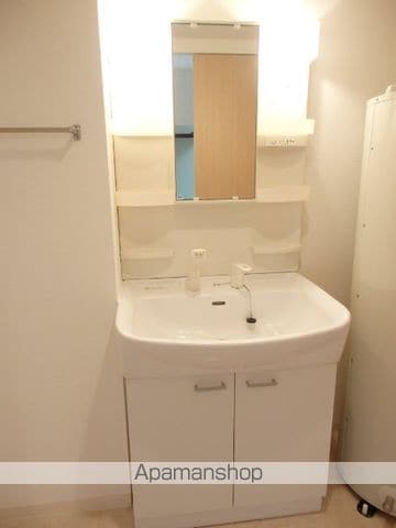 UURコート札幌南三条プレミアタワーの内装写真