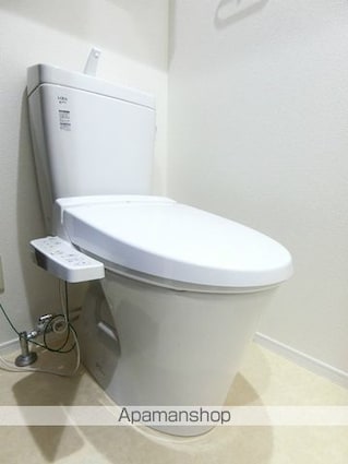 Ｅｍｉｎｅｎｃｅ　Ｃｏｕｒｔ[1LDK/33.39m2]のトイレ