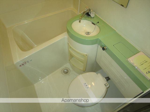 上賀茂葵之森町マンションの内装写真