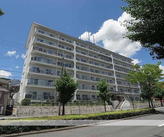 紫野スカイハイツの外観写真