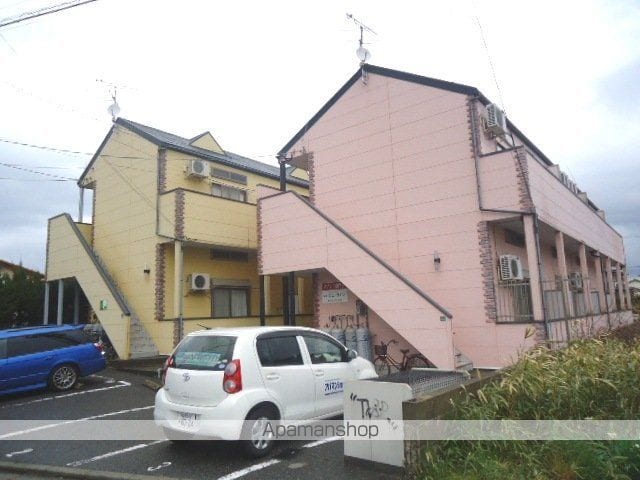 メゾン下山門IIIの外観写真