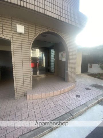 ヴィオラ大芝の玄関写真