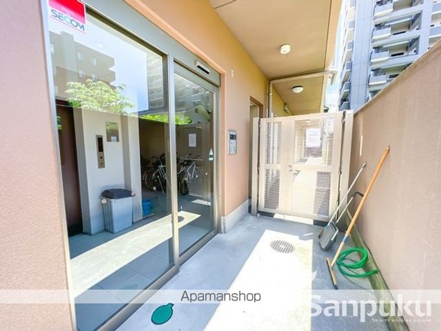 ジャンヌ喜与町の玄関写真