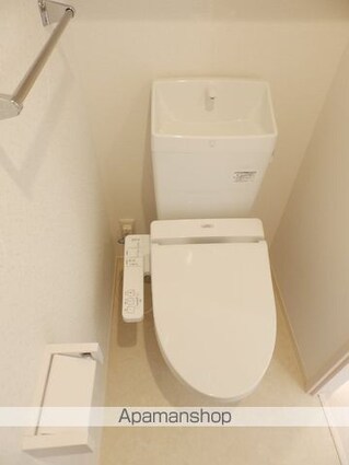 Ｓｑｕａｒｅ　Ｖｉｌｌａ　福島[1DK/30.73m2]のトイレ