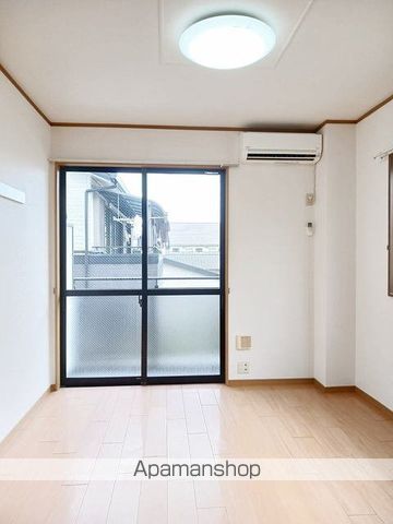 プレザントハイツの内装写真