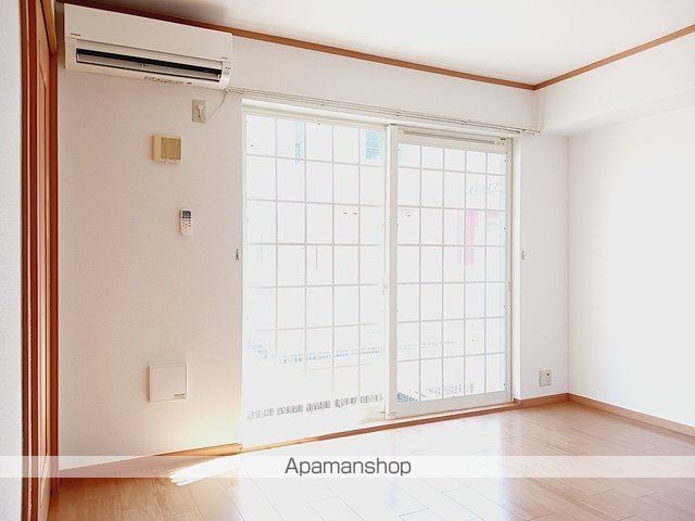 カームリーレジデンスIIの内装写真