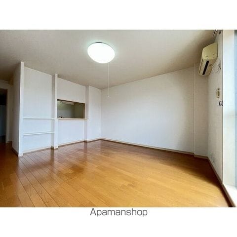 ルーチェ’S前巴の内装写真