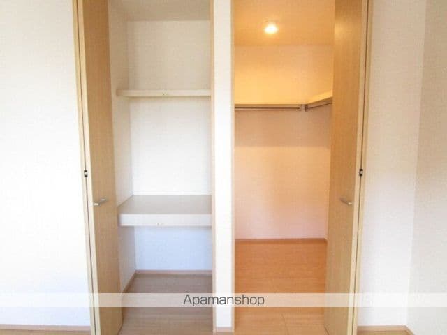 ヴェルドミール Aの内装写真
