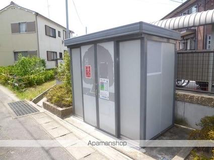リビングタウン唐崎　Ａ棟[1LDK/54.84m2]の共用部1