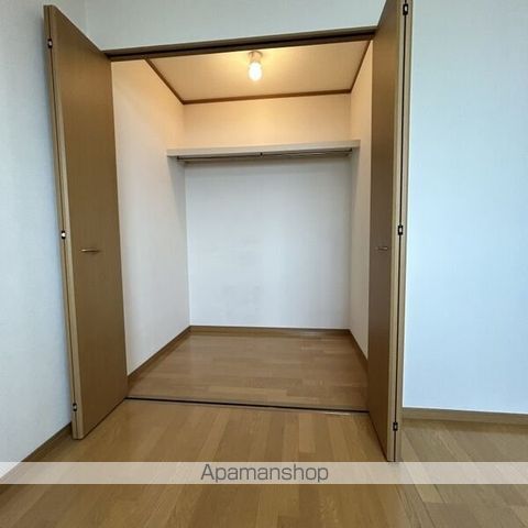 ロイヤル芝原北館の内装写真