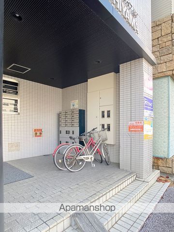 アーバンライフ88の玄関写真