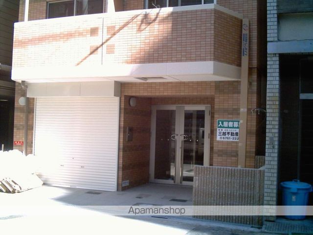エンプレス上本町の玄関写真