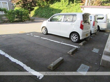 ヒルズ茶畑[1LDK/48.96m2]の駐車場2