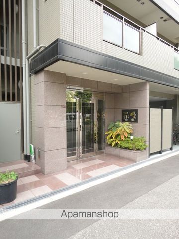 大阪市御堂筋線 天王寺駅 徒歩10分 8階建 築18年の玄関写真