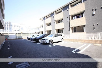 Ｓｔｉｌｌ　Ⅰ[1K/30.96m2]の駐車場1