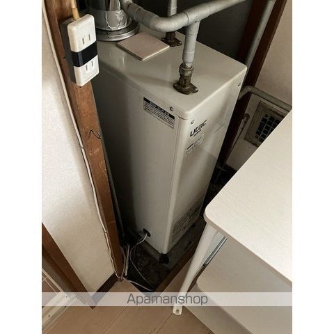 網走市 2階建 築59年の内装写真