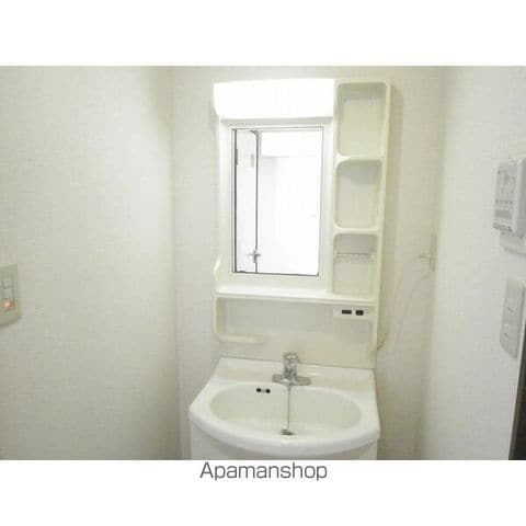 サープラスワン ソレイユの内装写真