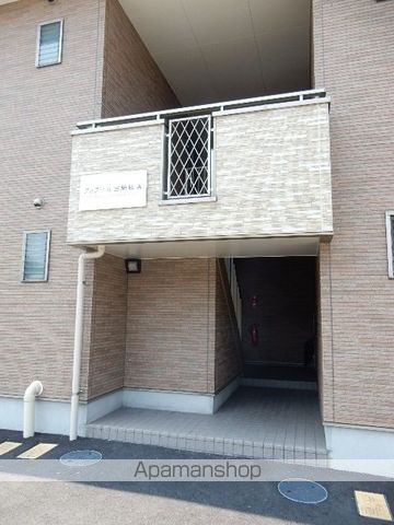 フォブール当新田 A棟の玄関写真