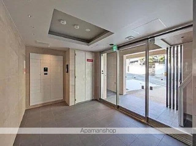 SーRESIDENCE平尾WESTの玄関写真