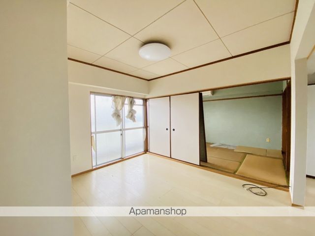 かめやビルの内装写真
