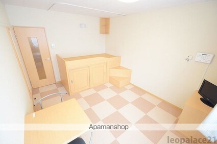 レオネクストヴィクトワール山手[1K/28.02m2]の玄関