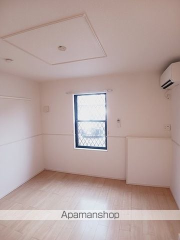 ヴィラ プラシードAの内装写真