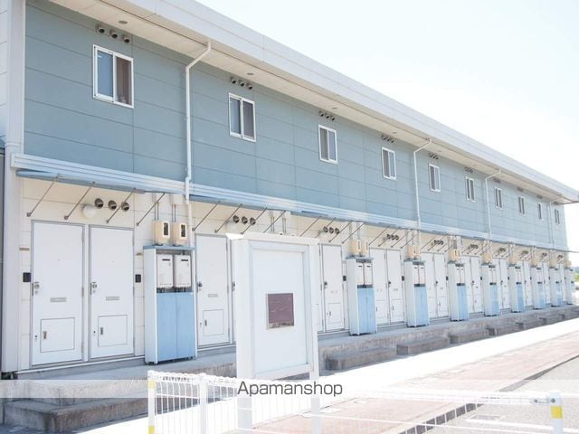 レオパレス一刻の玄関写真