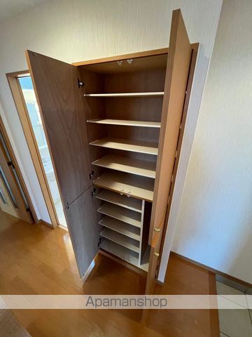 フォレストスクエア シバタの内装写真