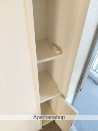 和歌山県和歌山市湊本町２丁目[1DK/31m2]の内装1