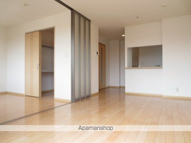コンフォールハイムC〜E棟の内装写真
