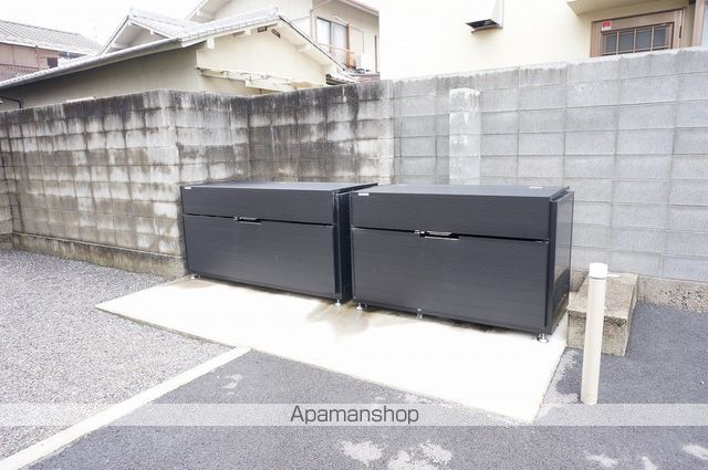 プレジデント持田 B棟の外観写真