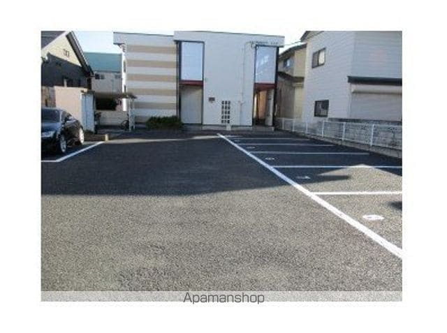 レオパレスKIRAの外観写真