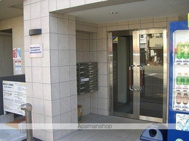 アーバンコート本荘の玄関写真